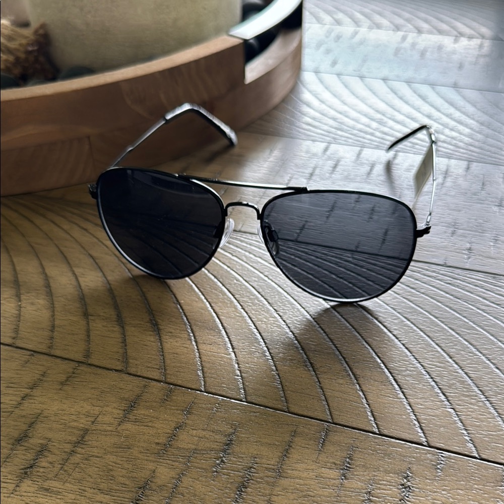 American Eagle Outfitters Black Aviator Sunglasses